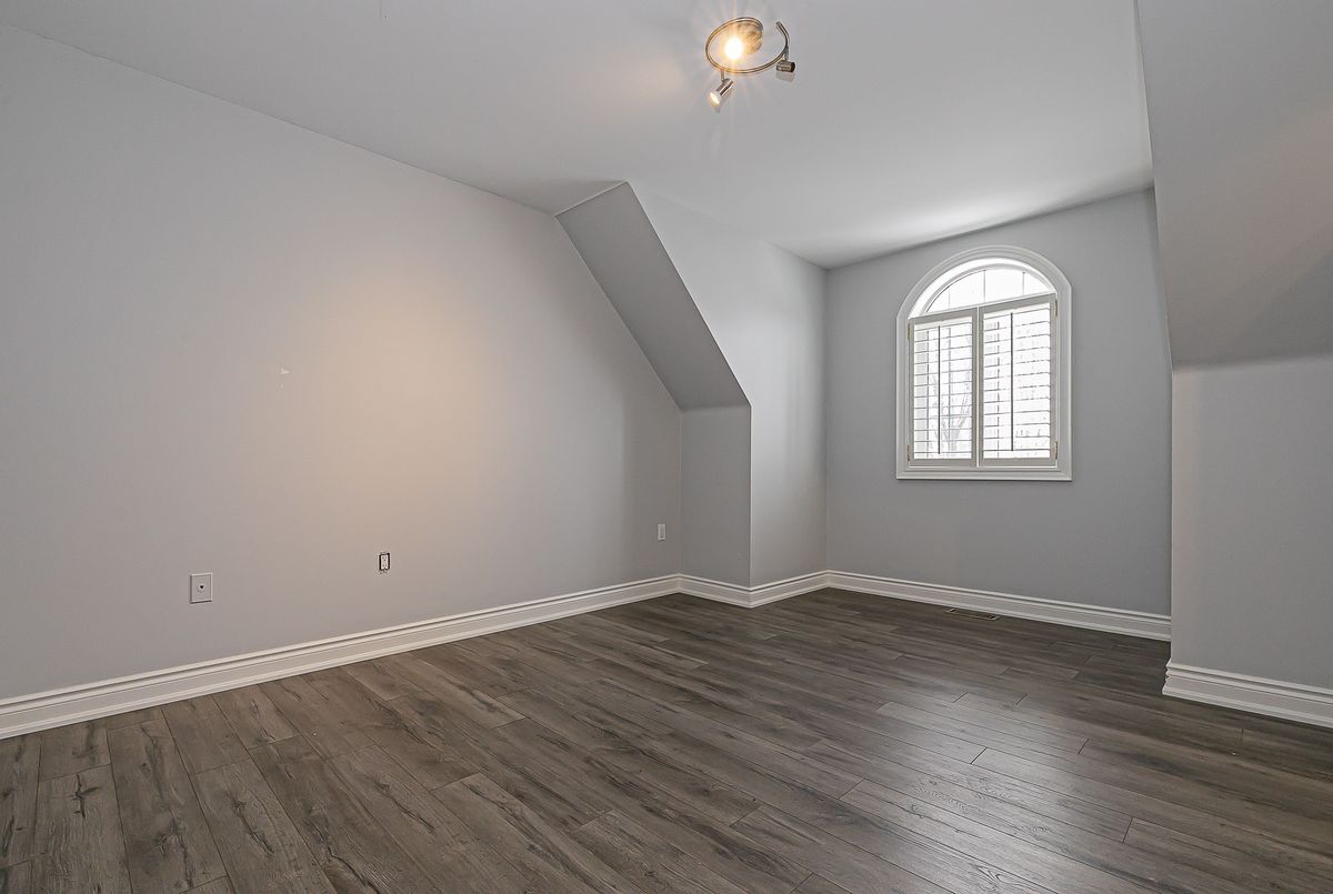 369 Coventry Hill Trail Newmarket 369 Coventry Hill Trail Newmarket