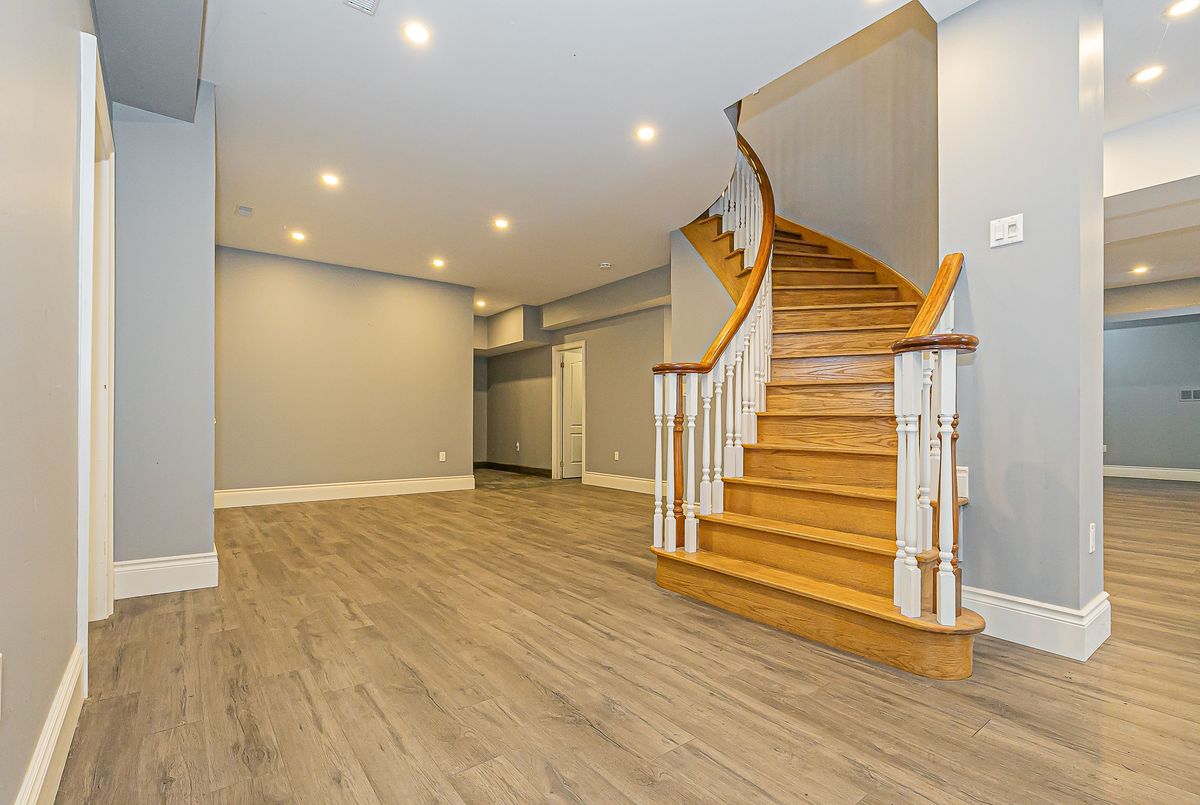 369 Coventry Hill Trail Newmarket 369 Coventry Hill Trail Newmarket