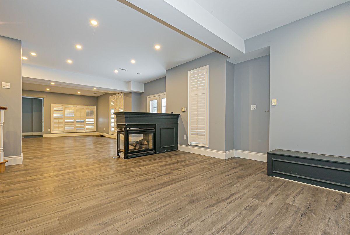 369 Coventry Hill Trail Newmarket 369 Coventry Hill Trail Newmarket