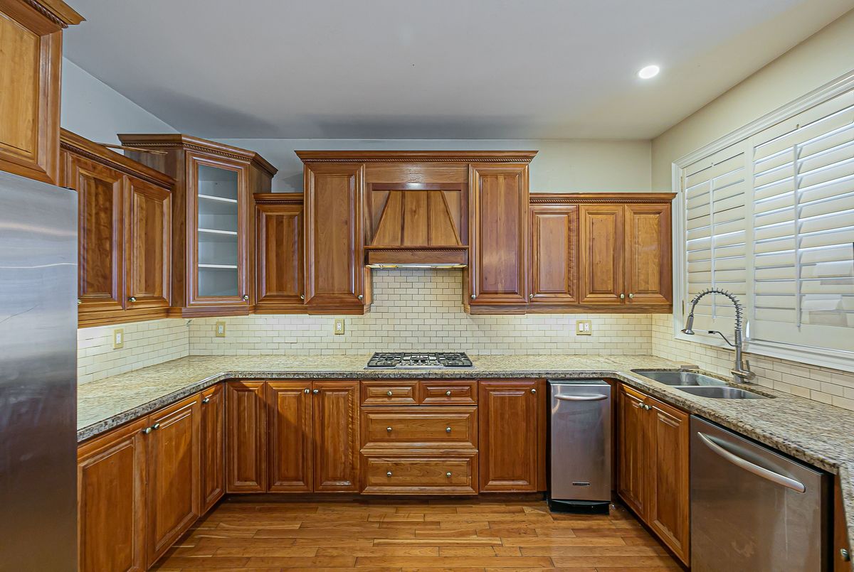 369 Coventry Hill Trail Newmarket 369 Coventry Hill Trail Newmarket