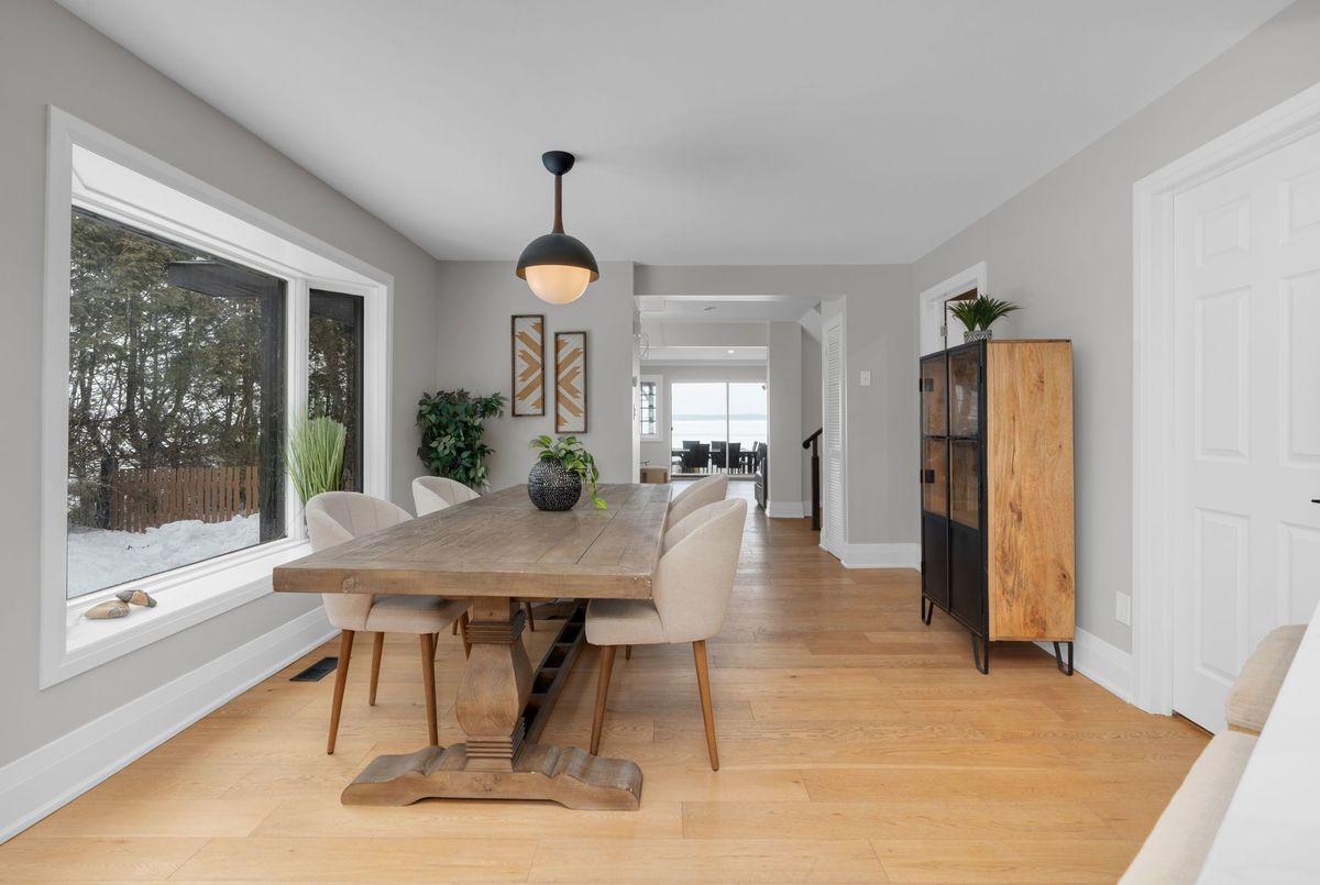 943 Barry Avenue Innisfil 943 Barry Avenue Innisfil