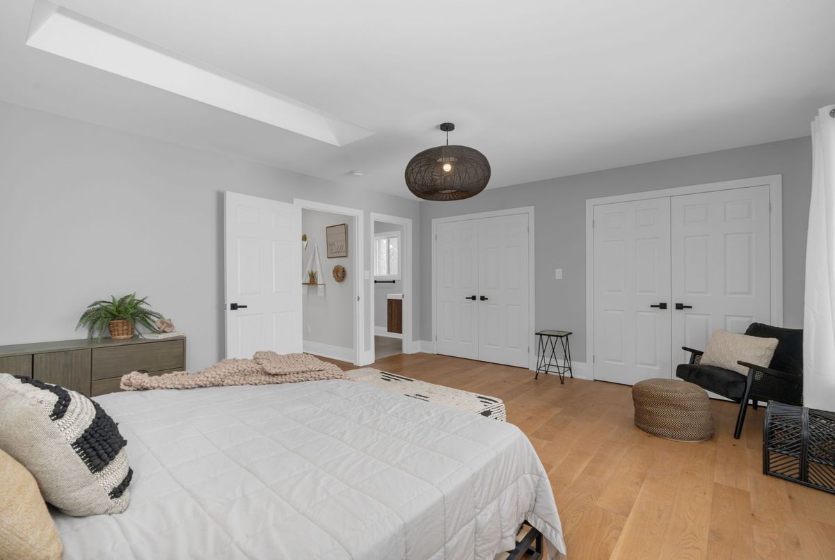 943 Barry Avenue Innisfil 943 Barry Avenue Innisfil