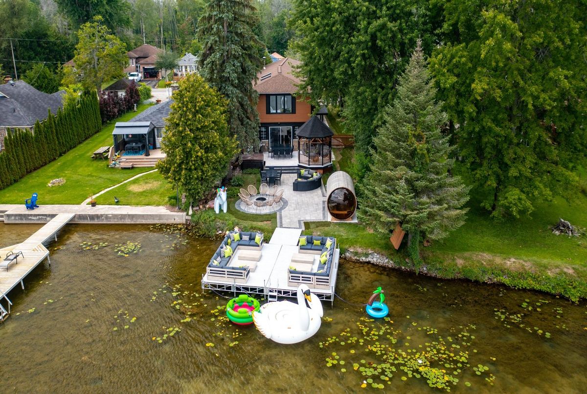 943 Barry Avenue Innisfil 943 Barry Avenue Innisfil