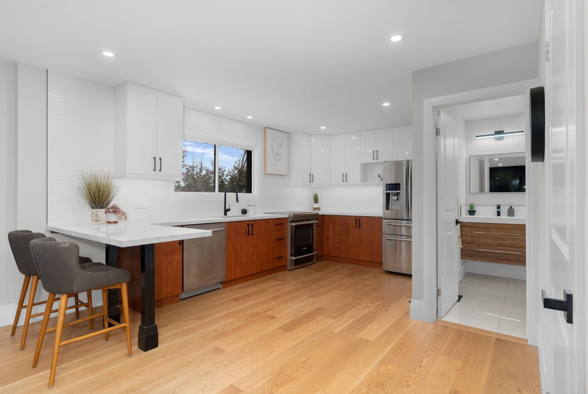 943 Barry Avenue Innisfil 943 Barry Avenue Innisfil