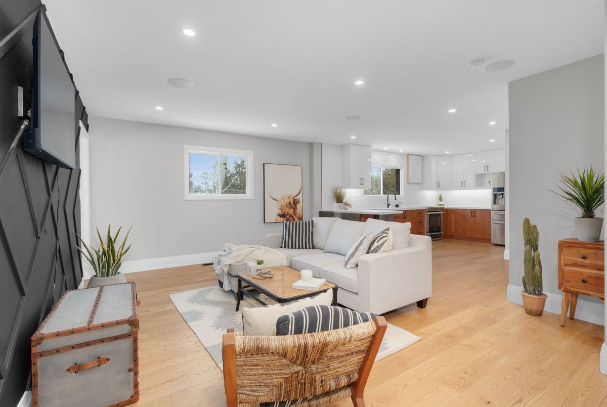 943 Barry Avenue Innisfil 943 Barry Avenue Innisfil