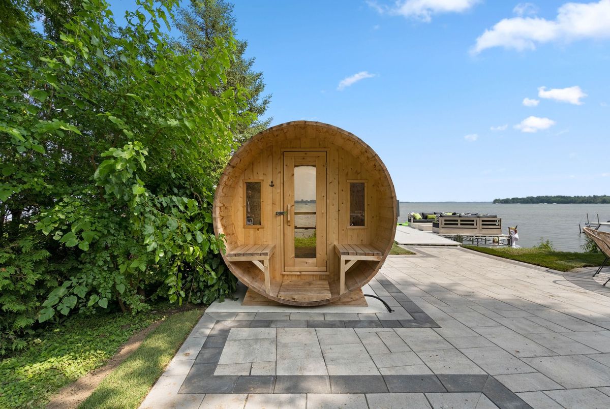 943 Barry Avenue Innisfil 943 Barry Avenue Innisfil