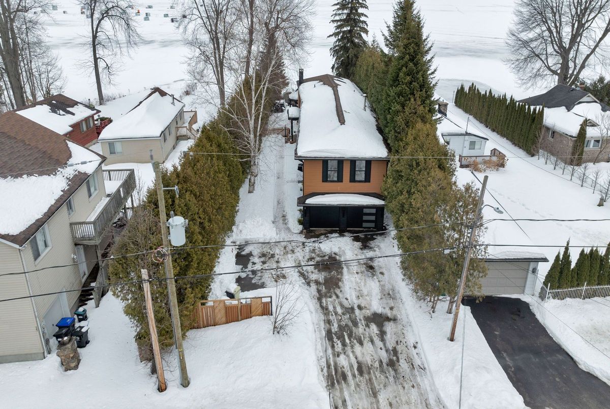 943 Barry Avenue Innisfil 943 Barry Avenue Innisfil