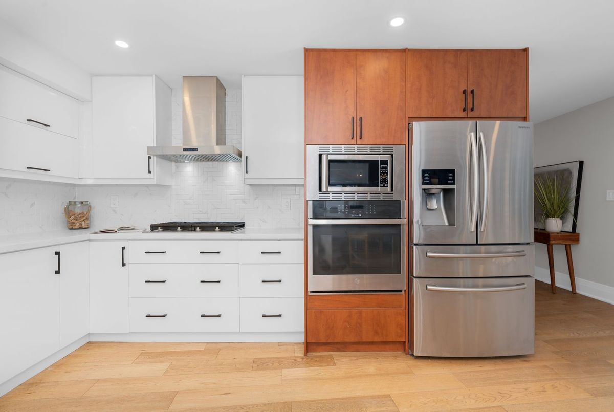 943 Barry Avenue Innisfil 943 Barry Avenue Innisfil