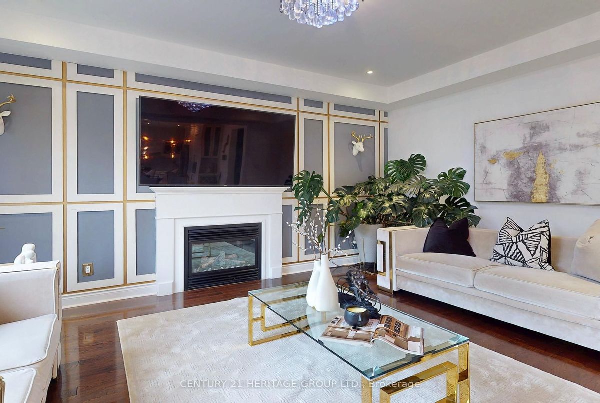 1062 Blackhall Crescent Newmarket 1062 Blackhall Crescent Newmarket