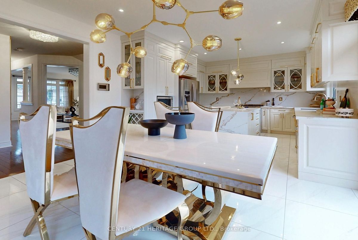 1062 Blackhall Crescent Newmarket 1062 Blackhall Crescent Newmarket