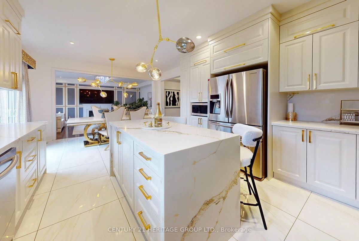 1062 Blackhall Crescent Newmarket 1062 Blackhall Crescent Newmarket