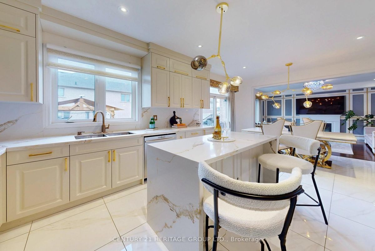 1062 Blackhall Crescent Newmarket 1062 Blackhall Crescent Newmarket