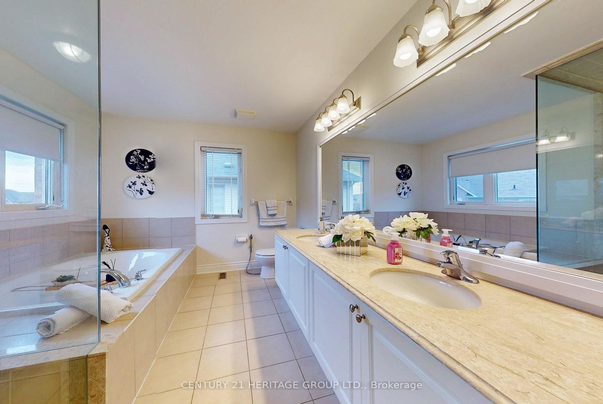 1062 Blackhall Crescent Newmarket 1062 Blackhall Crescent Newmarket