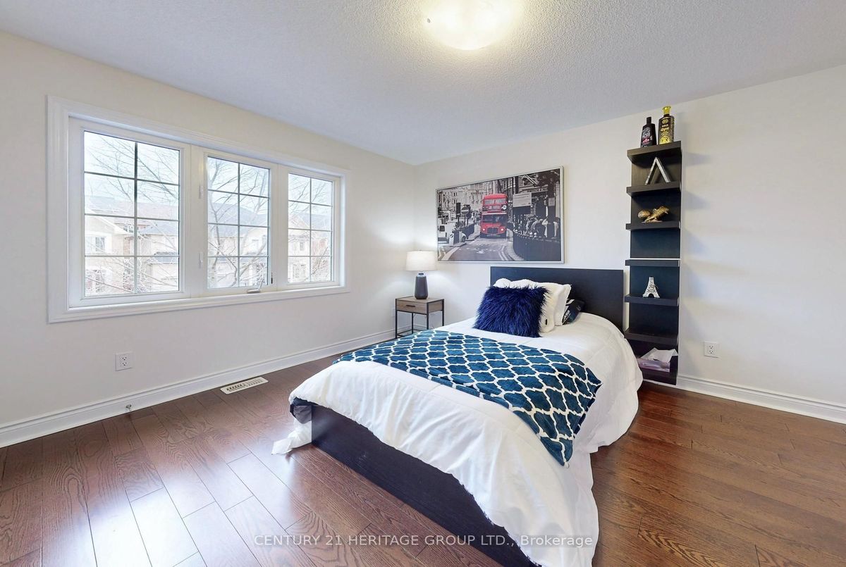 1062 Blackhall Crescent Newmarket 1062 Blackhall Crescent Newmarket