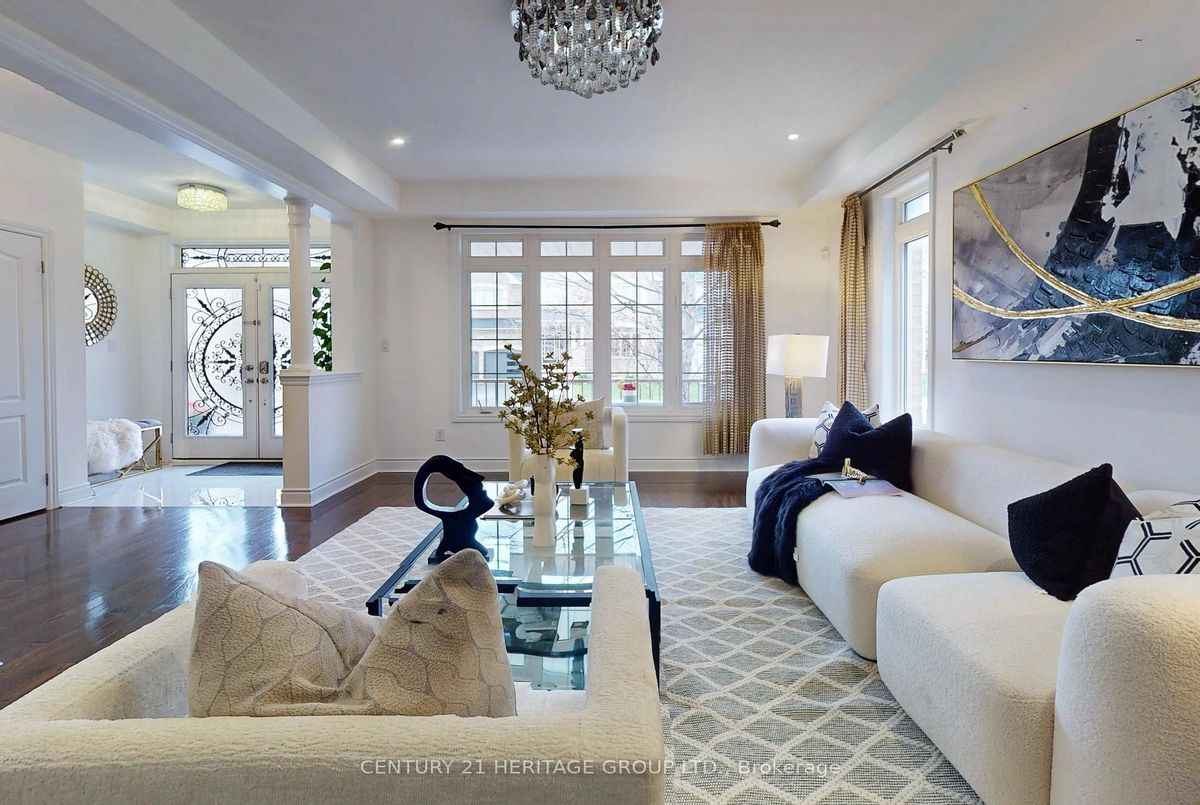 1062 Blackhall Crescent Newmarket 1062 Blackhall Crescent Newmarket