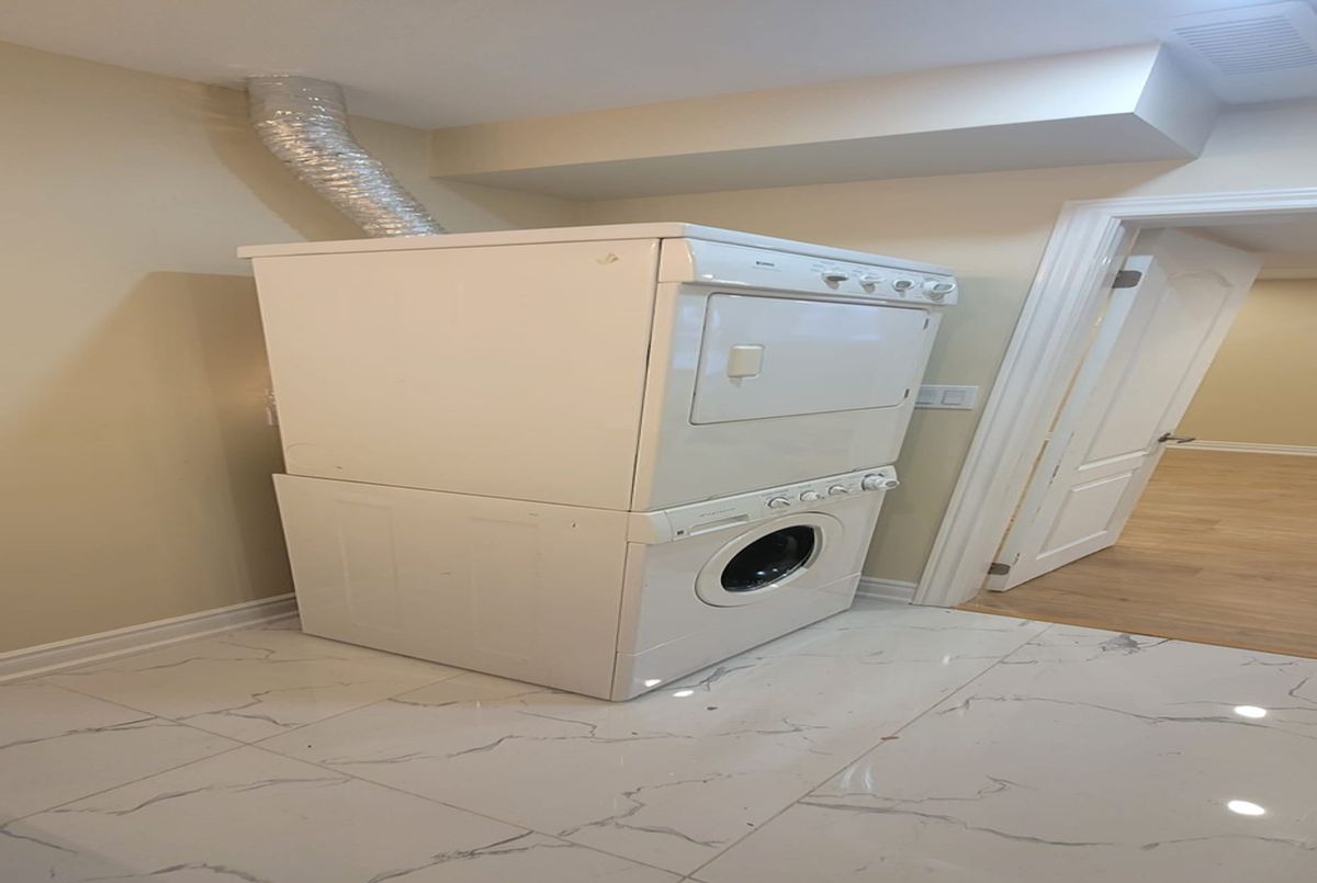 13 Warton Court Markham 13 Warton Court Markham