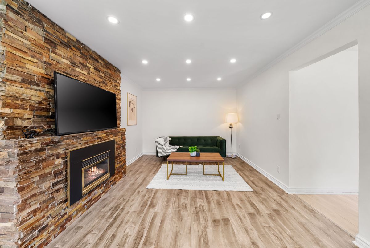 2 Windover Drive Georgina 2 Windover Drive Georgina