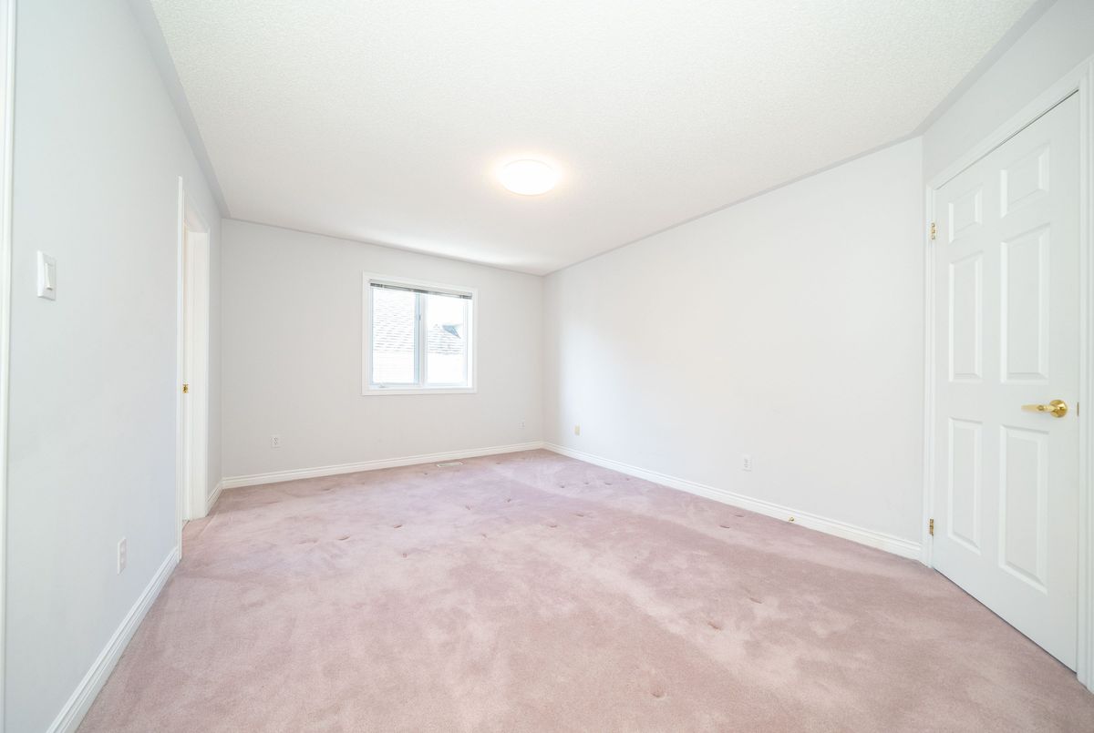 92 Springbrook Drive Richmond Hill 92 Springbrook Drive Richmond Hill