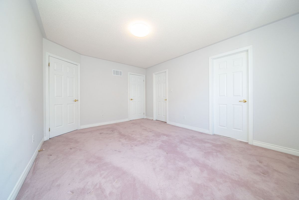 92 Springbrook Drive Richmond Hill 92 Springbrook Drive Richmond Hill