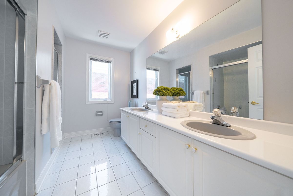 92 Springbrook Drive Richmond Hill 92 Springbrook Drive Richmond Hill