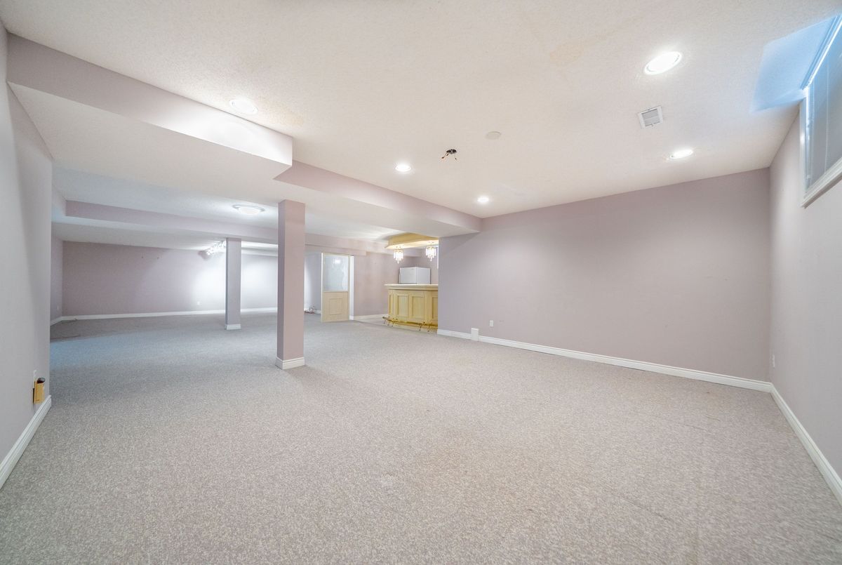 92 Springbrook Drive Richmond Hill 92 Springbrook Drive Richmond Hill