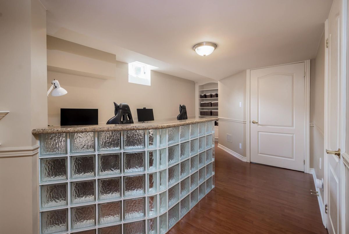 16 Saint Clare Boulevard Vaughan 16 Saint Clare Boulevard Vaughan