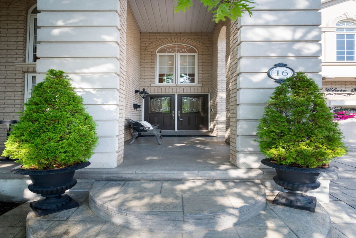 16 Saint Clare Boulevard Vaughan 16 Saint Clare Boulevard Vaughan