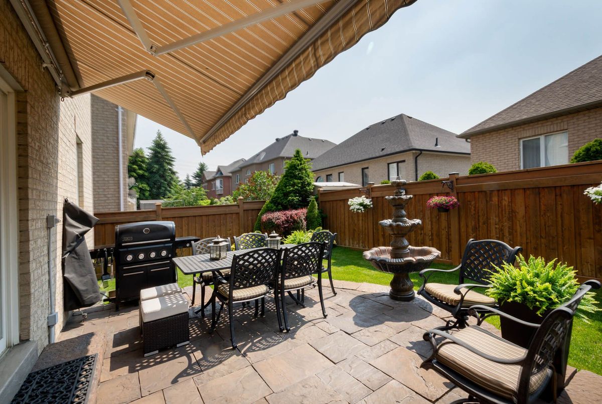 16 Saint Clare Boulevard Vaughan 16 Saint Clare Boulevard Vaughan