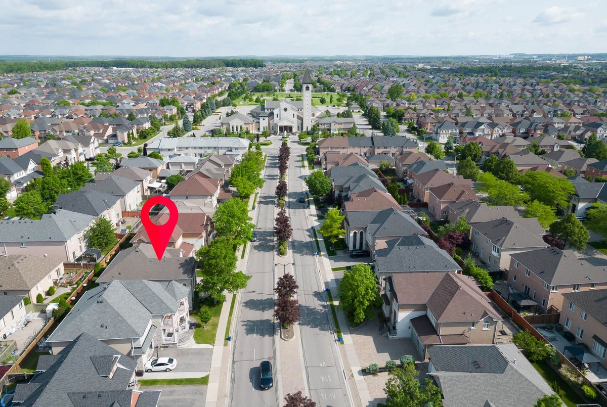 16 Saint Clare Boulevard Vaughan 16 Saint Clare Boulevard Vaughan