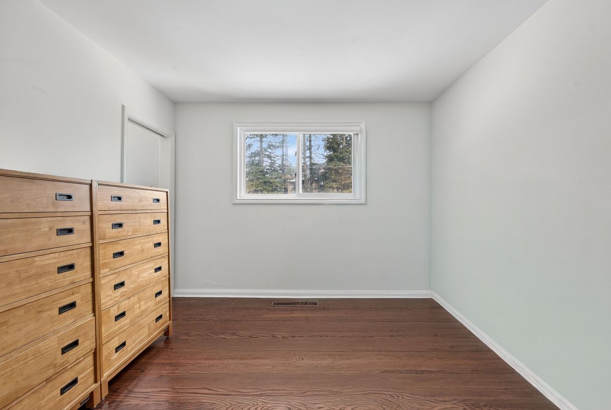 215 Grandview Avenue Markham 215 Grandview Avenue Markham