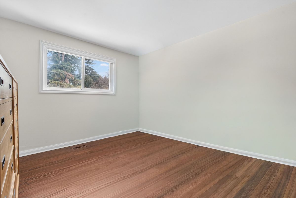 215 Grandview Avenue Markham 215 Grandview Avenue Markham