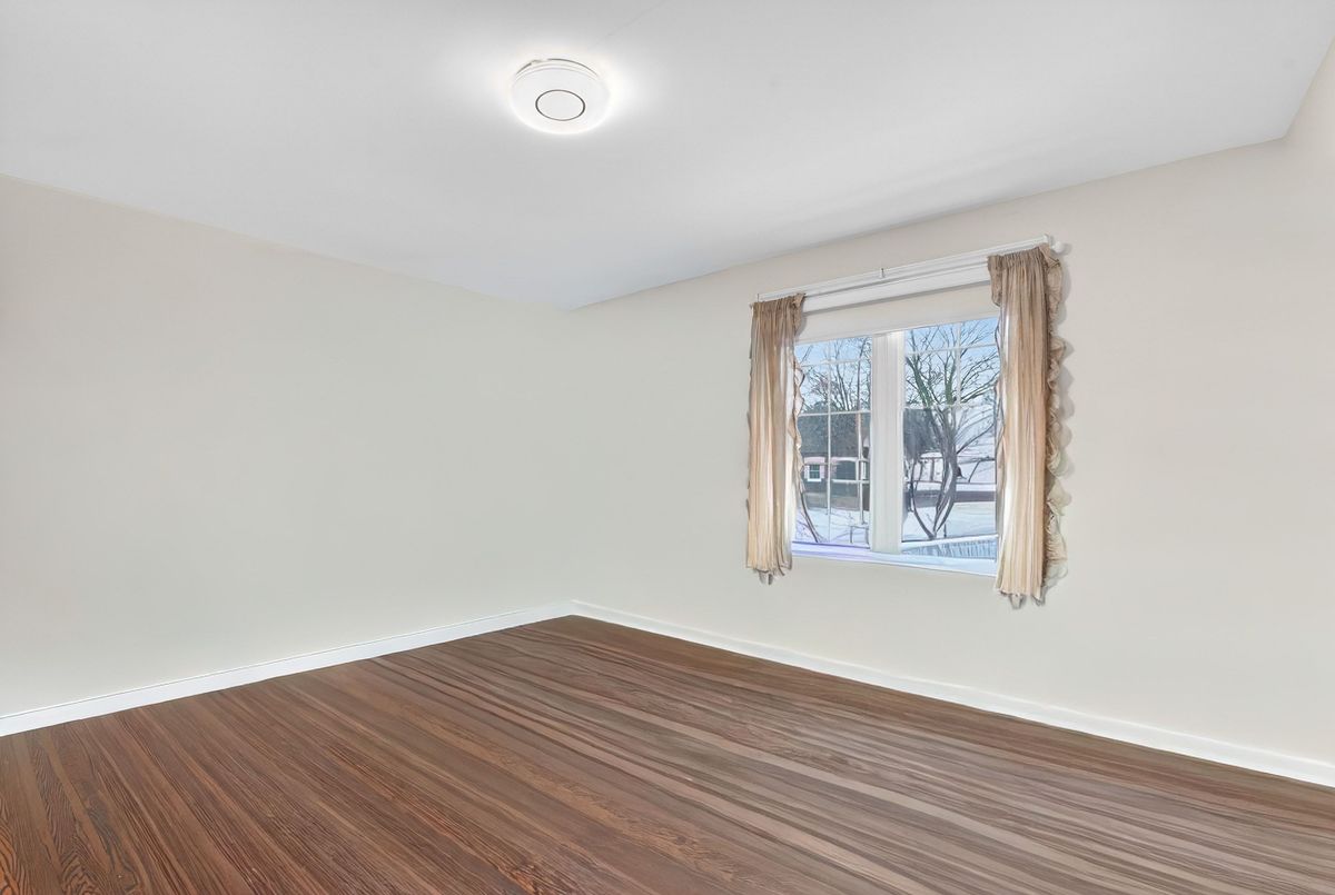 215 Grandview Avenue Markham 215 Grandview Avenue Markham