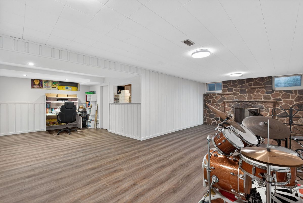 215 Grandview Avenue Markham 215 Grandview Avenue Markham