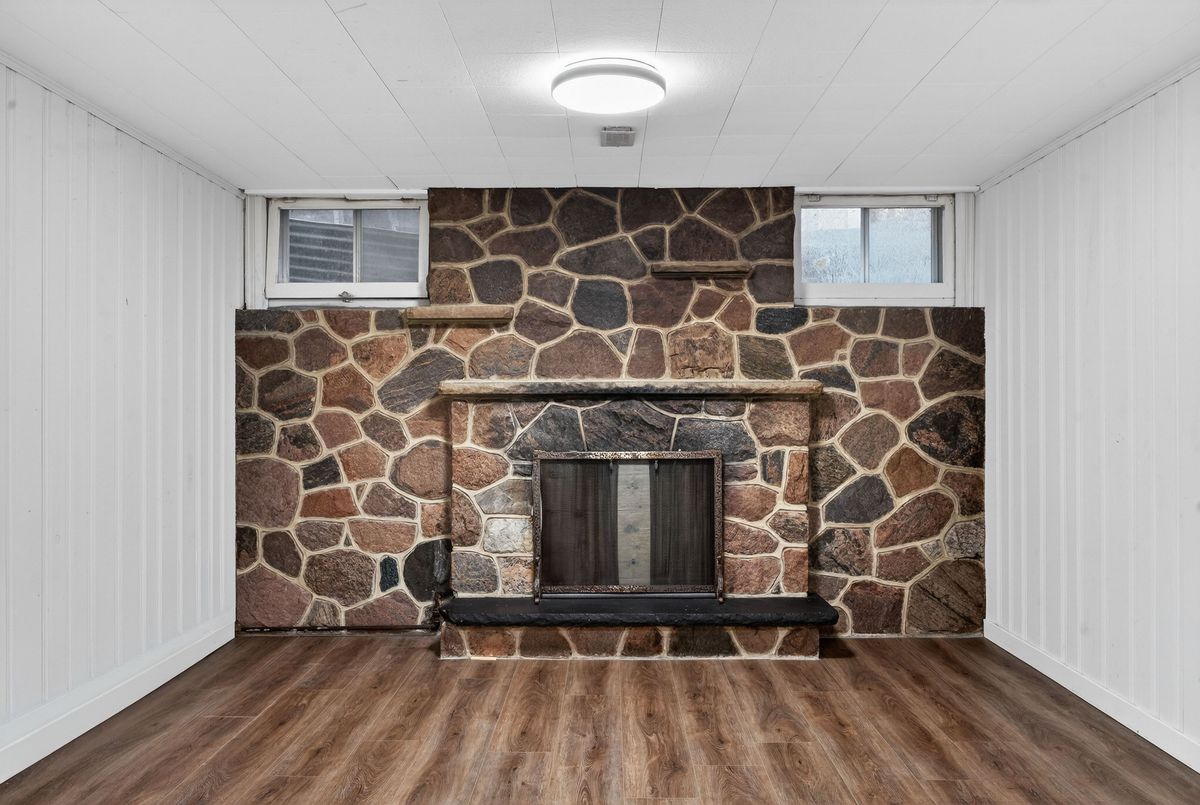 215 Grandview Avenue Markham 215 Grandview Avenue Markham