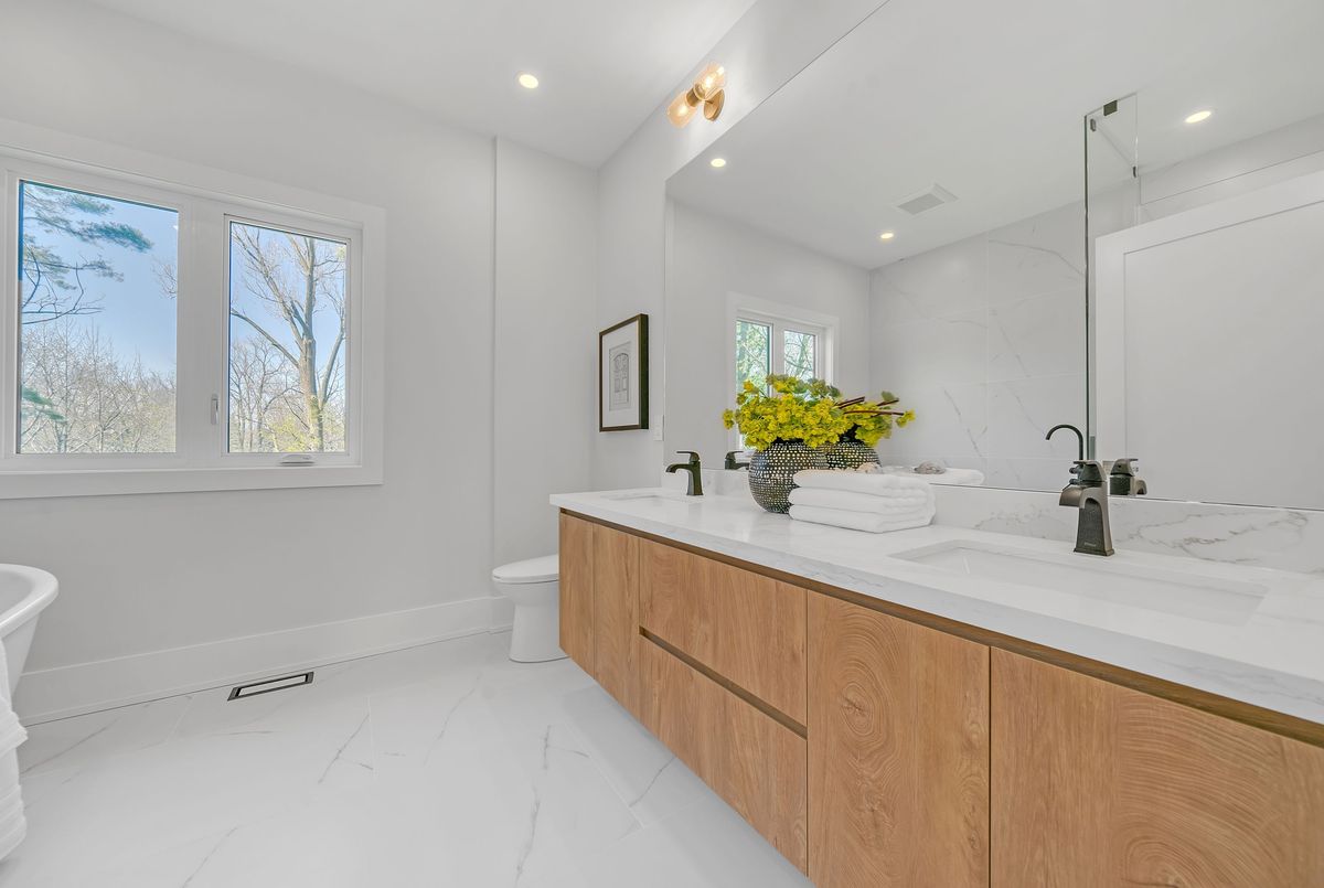 6030 Hillsdale Drive Whitchurch-Stouffville 6030 Hillsdale Drive Whitchurch-Stouffville