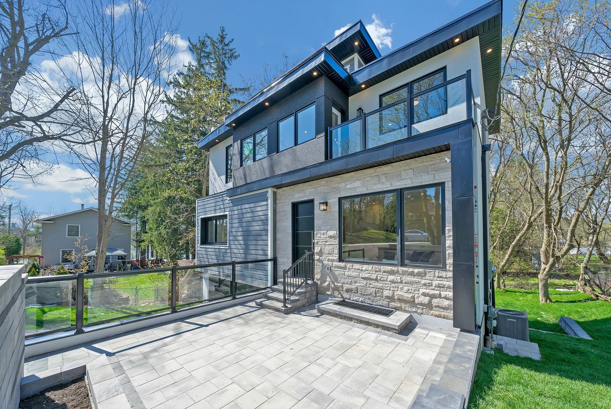 6030 Hillsdale Drive Whitchurch-Stouffville 6030 Hillsdale Drive Whitchurch-Stouffville