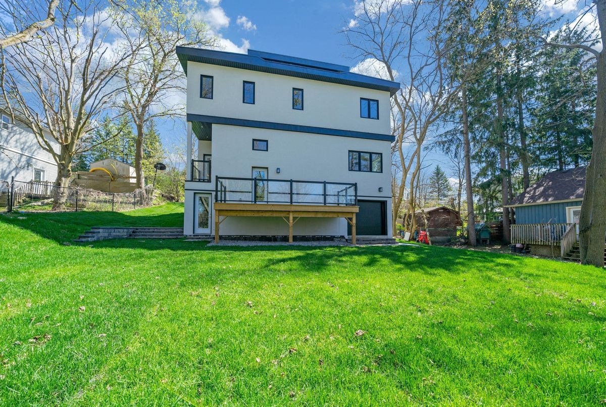 6030 Hillsdale Drive Whitchurch-Stouffville 6030 Hillsdale Drive Whitchurch-Stouffville