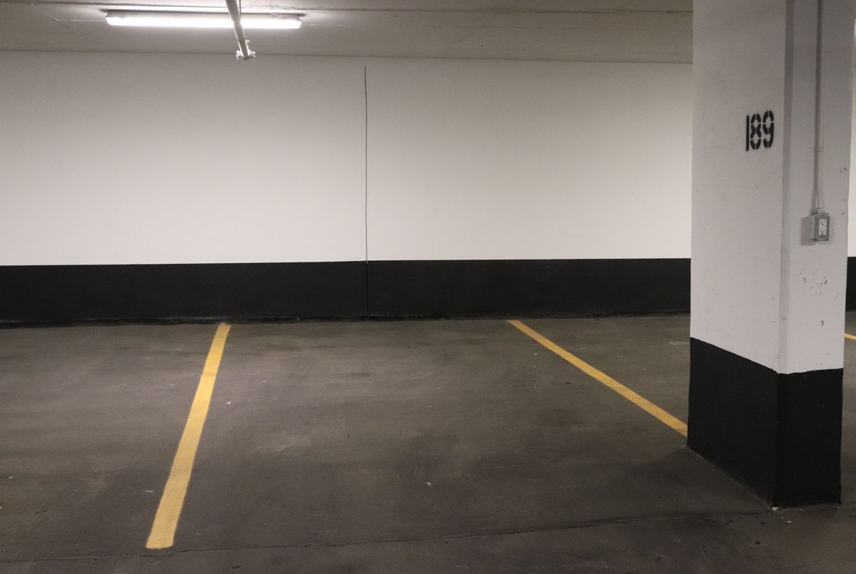 8 Beverley Glen Boulevard Vaughan 8 Beverley Glen Boulevard Vaughan