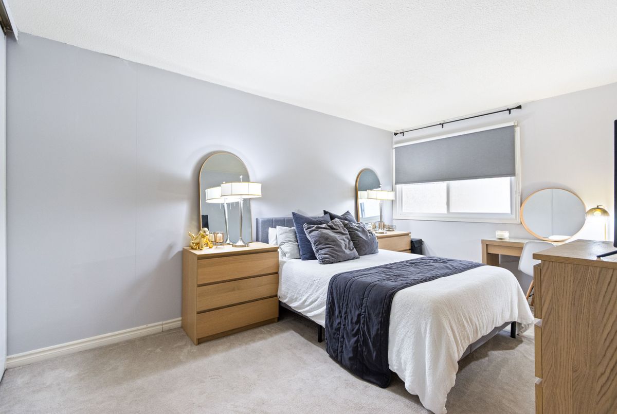 219 Milestone Crescent Aurora 219 Milestone Crescent Aurora