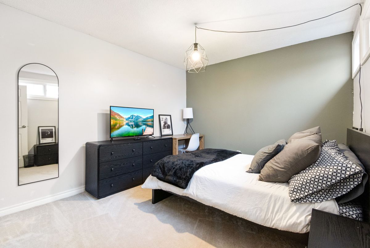 219 Milestone Crescent Aurora 219 Milestone Crescent Aurora