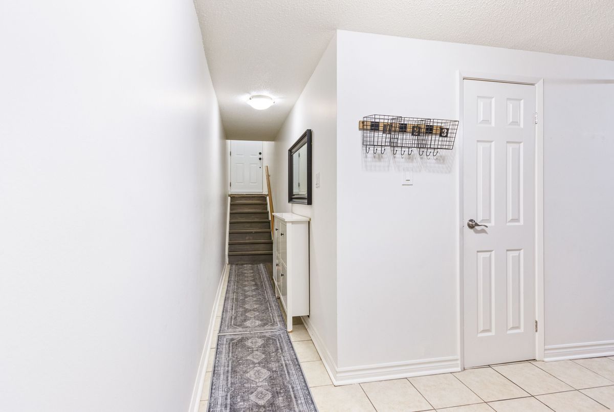 219 Milestone Crescent Aurora 219 Milestone Crescent Aurora