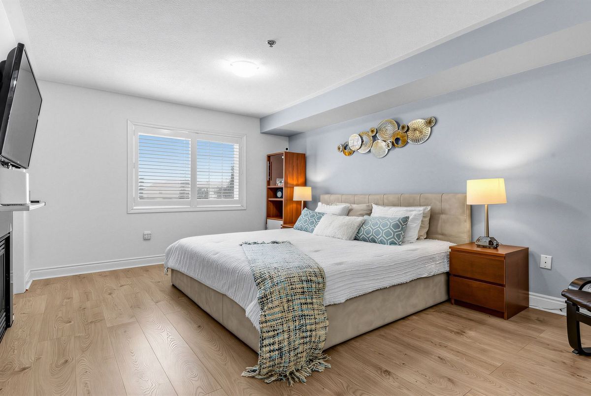 8 Brighton Place Vaughan 8 Brighton Place Vaughan