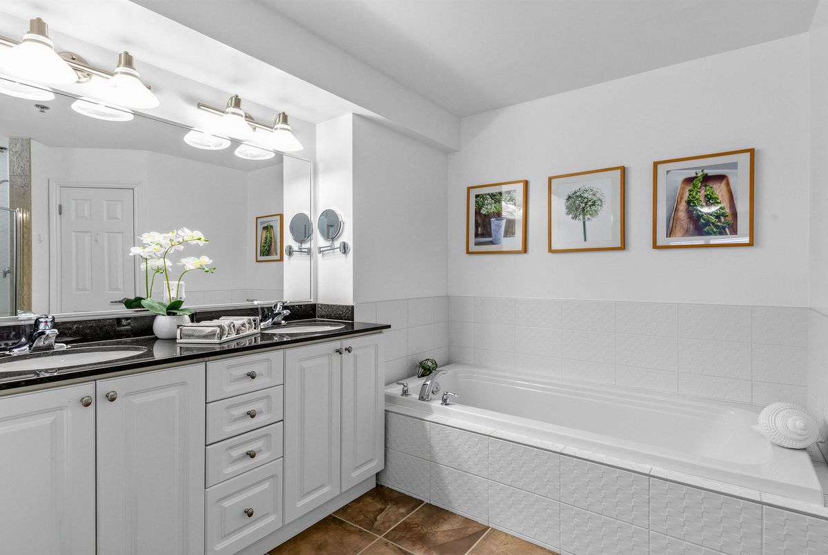 8 Brighton Place Vaughan 8 Brighton Place Vaughan