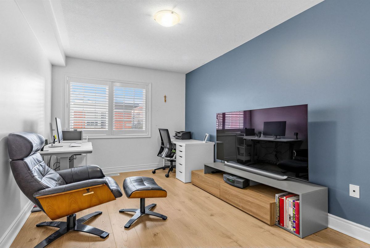 8 Brighton Place Vaughan 8 Brighton Place Vaughan