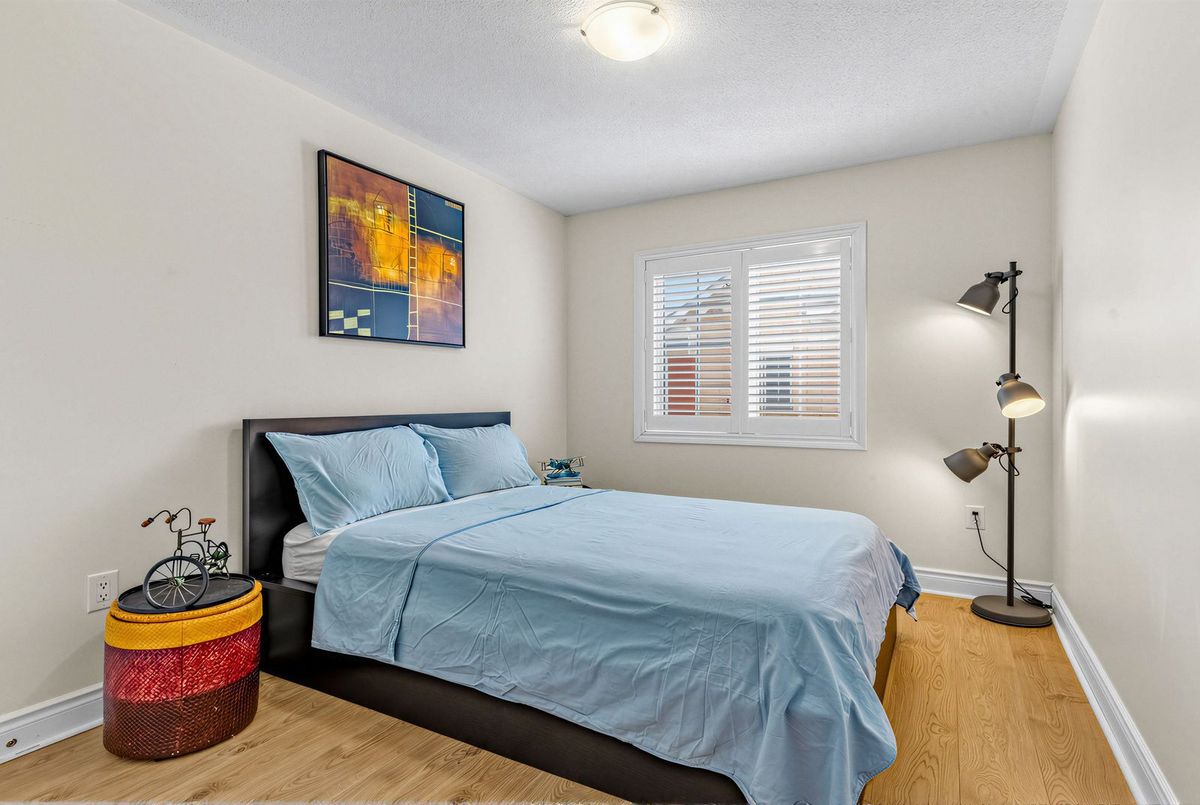 8 Brighton Place Vaughan 8 Brighton Place Vaughan