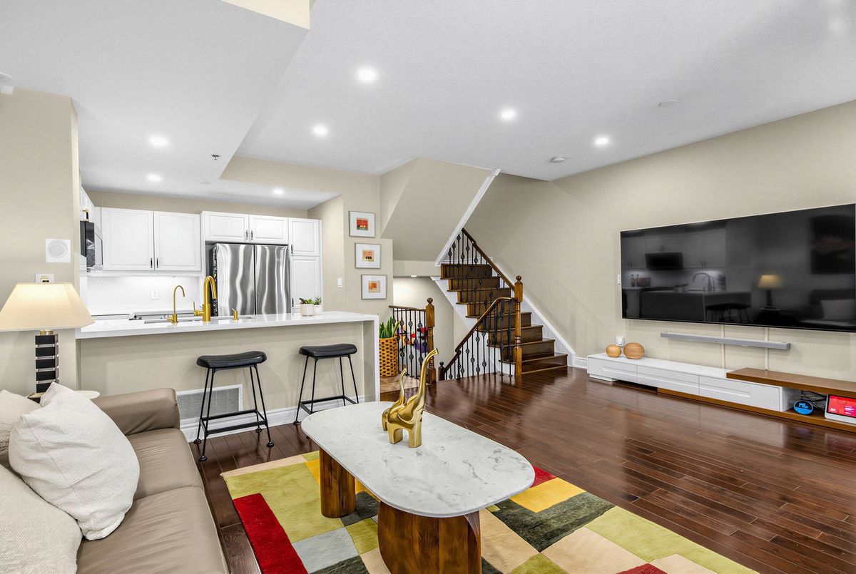 8 Brighton Place Vaughan 8 Brighton Place Vaughan