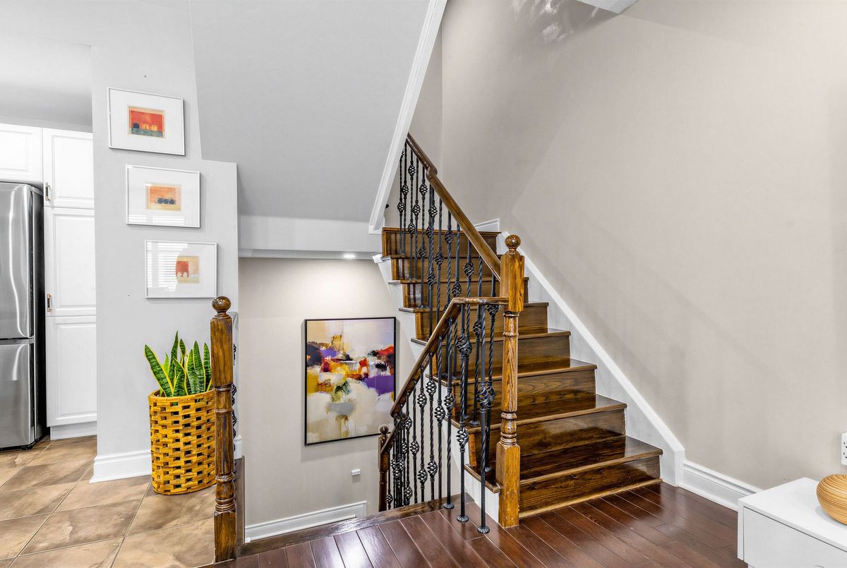 8 Brighton Place Vaughan 8 Brighton Place Vaughan