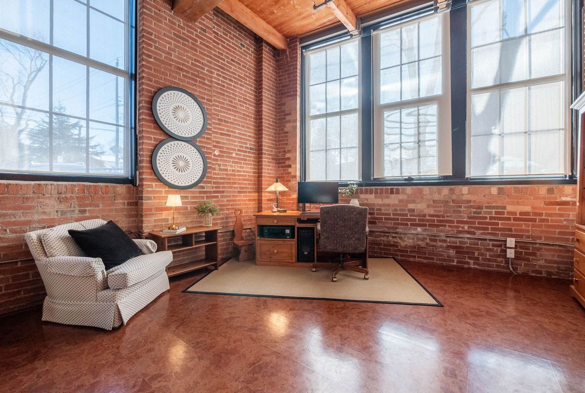 543 Timothy Street Newmarket 543 Timothy Street Newmarket