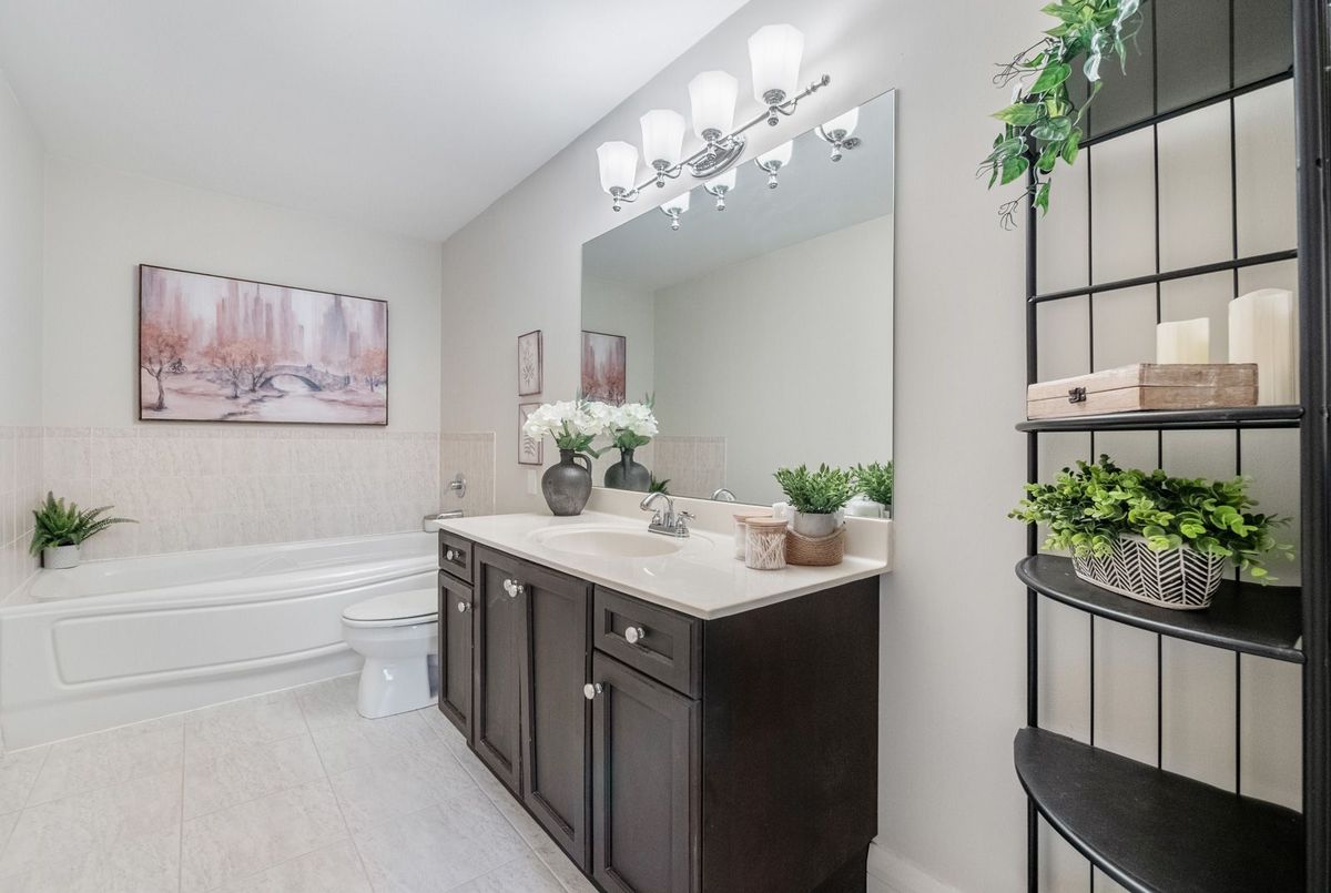 543 Timothy Street Newmarket 543 Timothy Street Newmarket