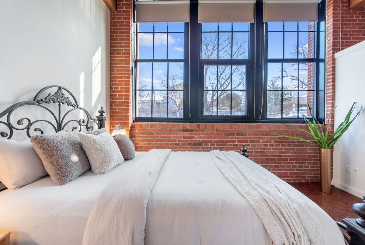 543 Timothy Street Newmarket 543 Timothy Street Newmarket